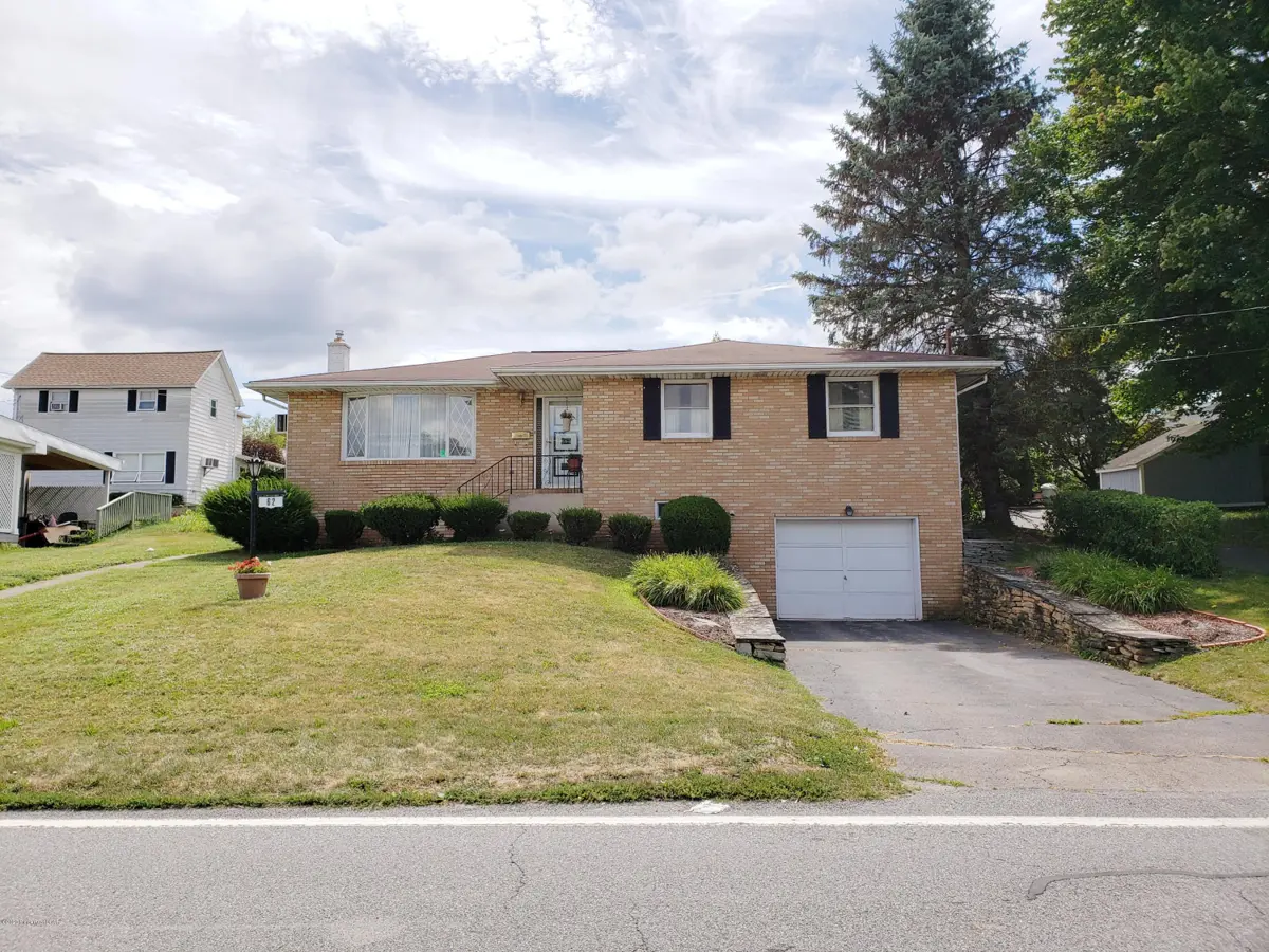 62 Ford Street, Pittston Township in Pittston Township