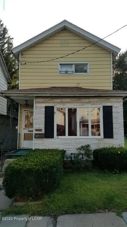 334 Railroad Avenue, Scranton in Scranton