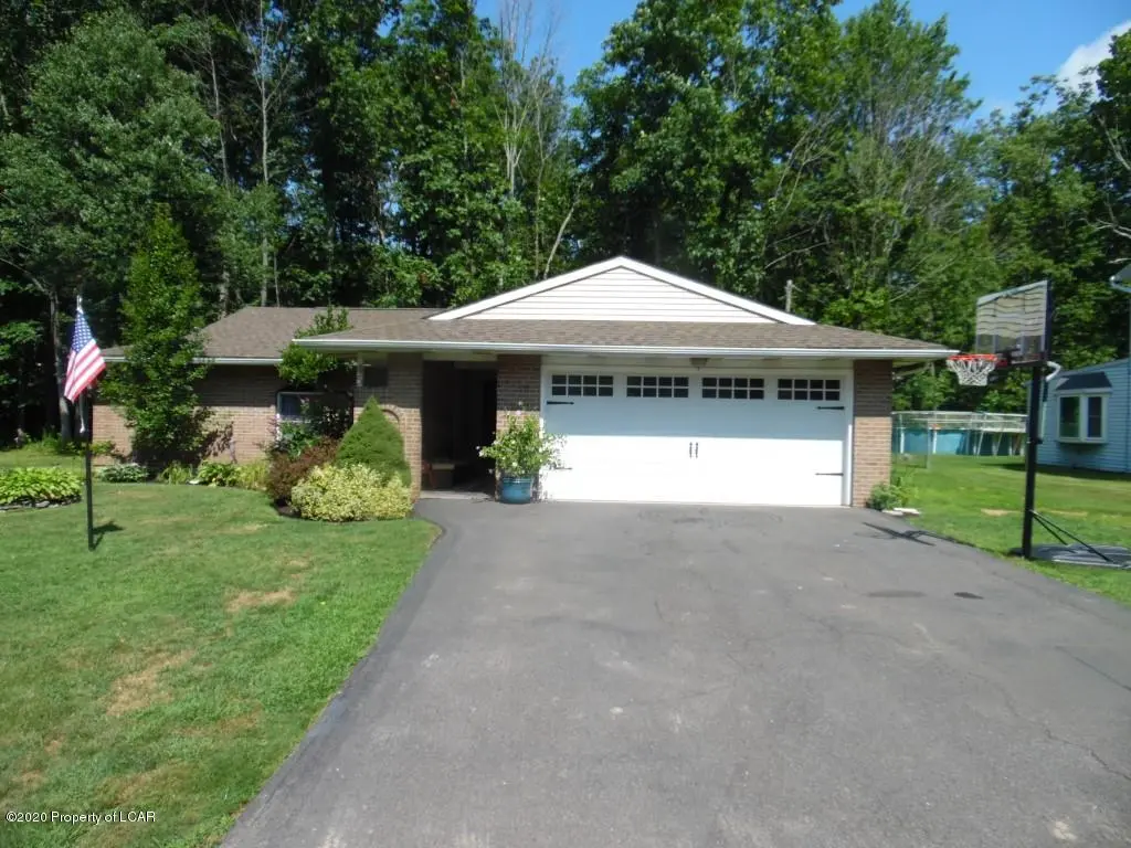 45 Yorktown Road, Mountain Top in Mountain Top