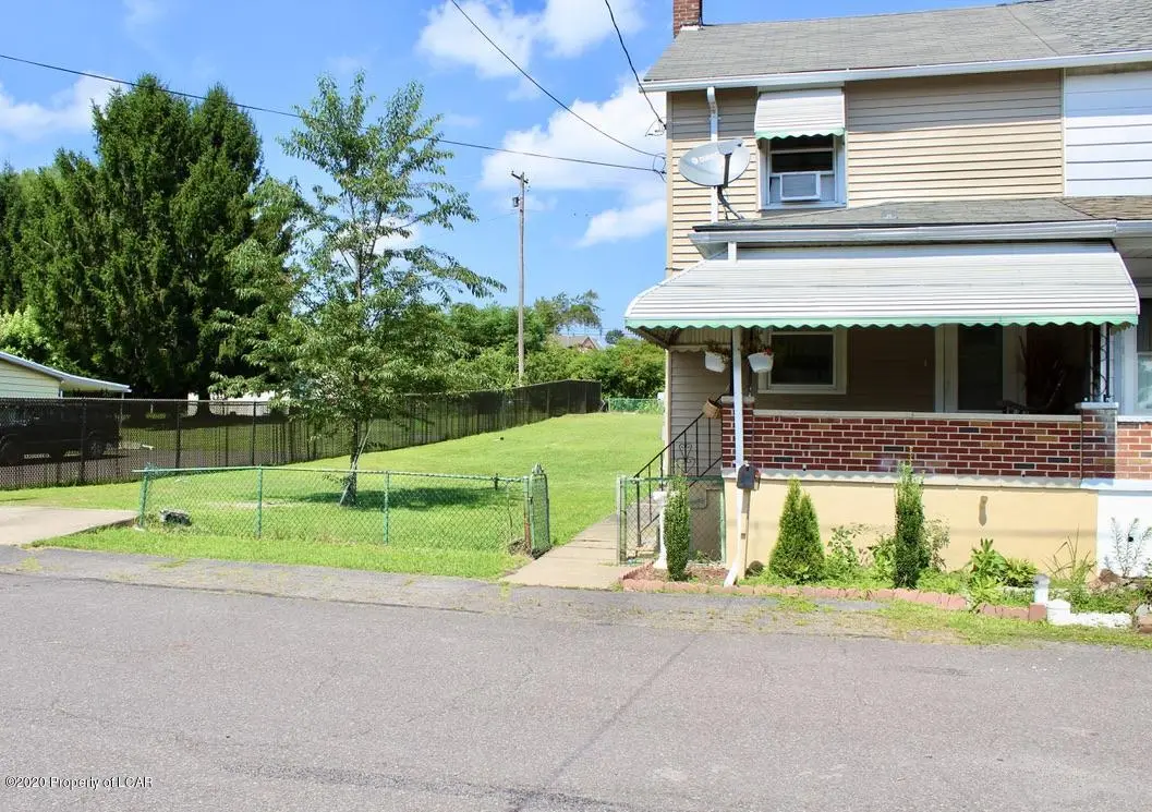 525 New Cranberry Road, Hazleton in Hazleton
