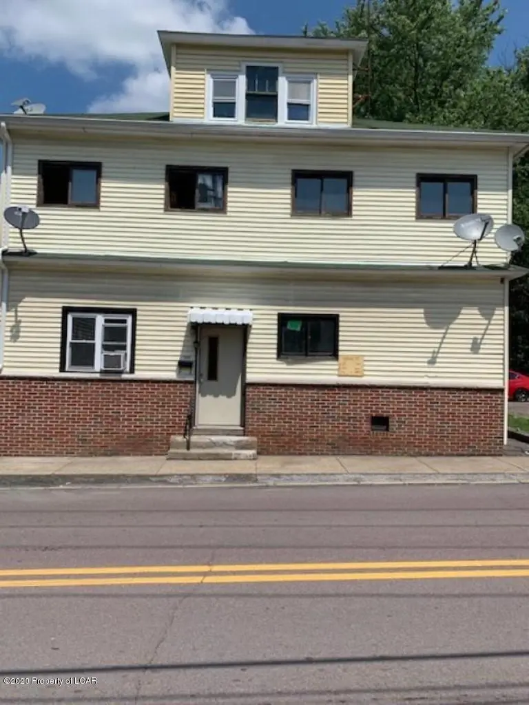 108 Wilson Street, Larksville in Larksville