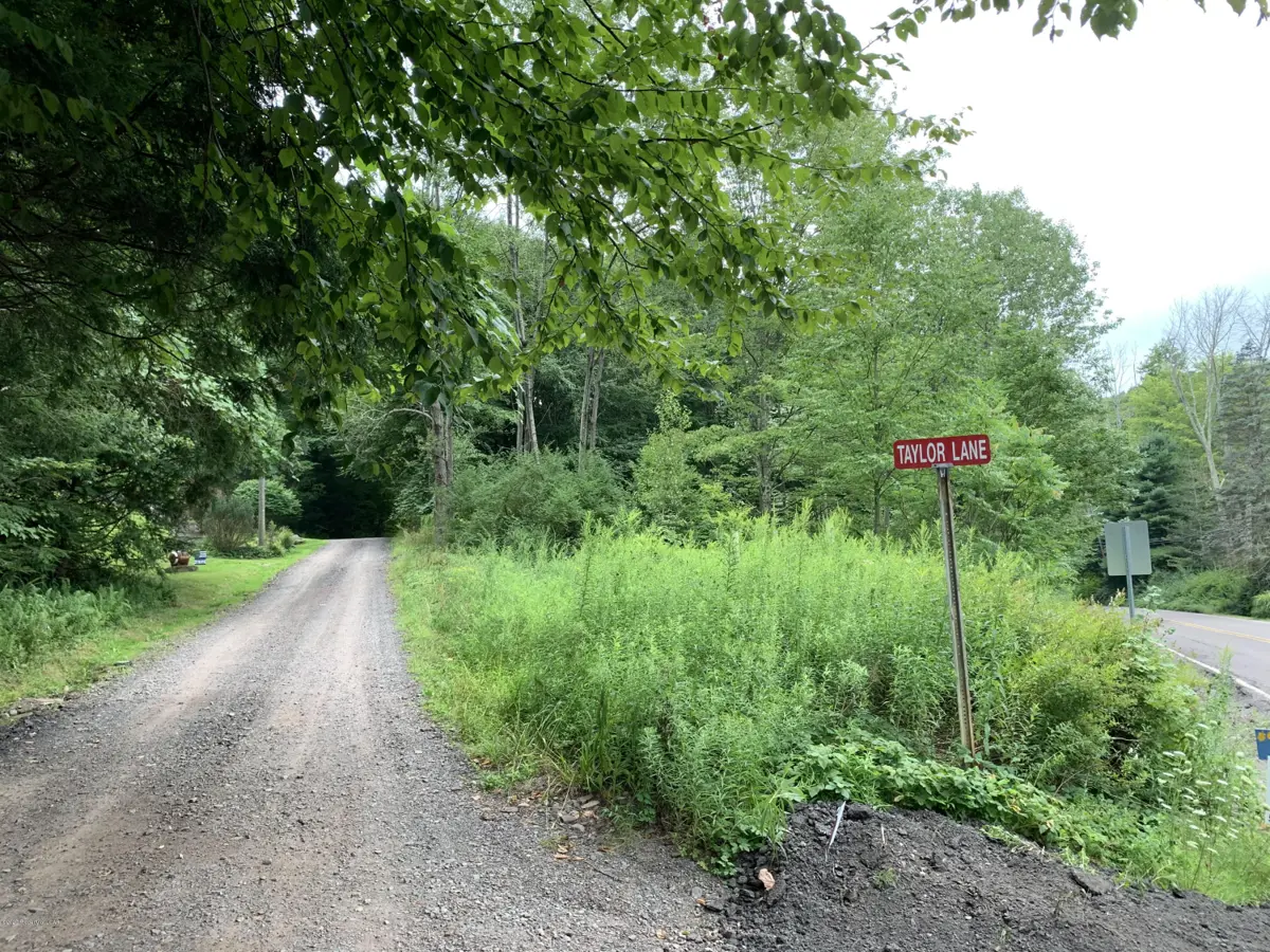 005 Taylor Lane, Harveys Lake in Harveys Lake