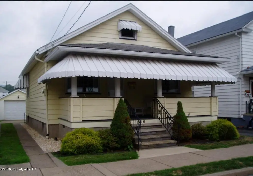 225 Phillips Street, Hanover Township in Hanover Township