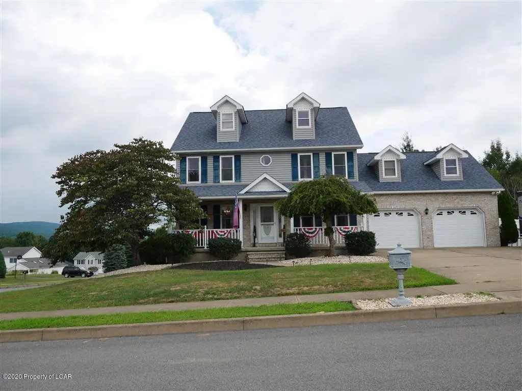 51 Cranberry Terrace, Duryea in Duryea