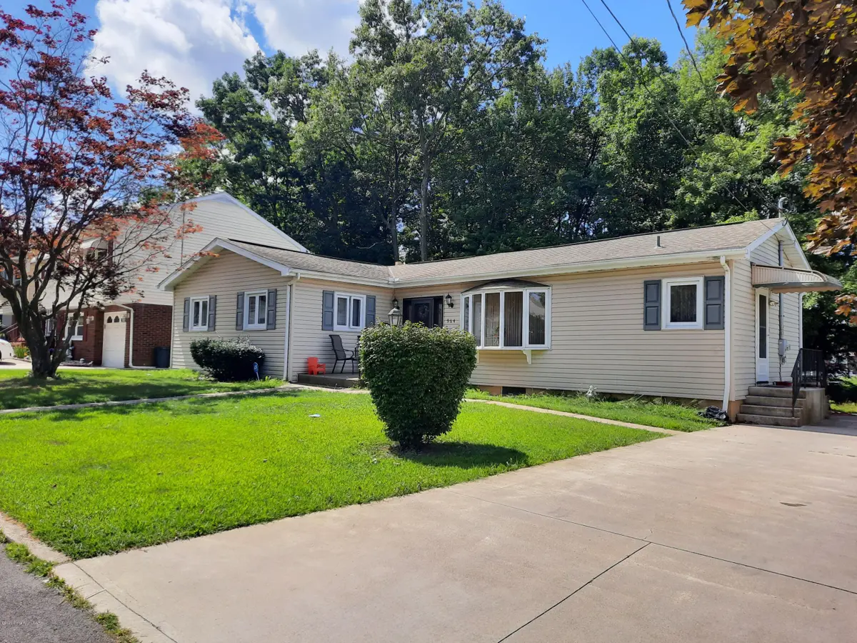 964 N Carson, Hazleton in Hazleton