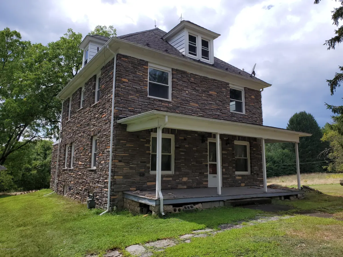 1691 Huntsville Road, Jackson Township in Jackson Township
