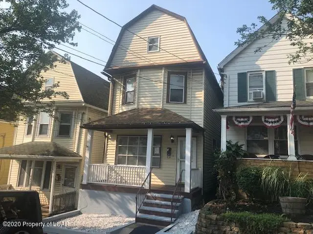 445 New Market Street, Wilkes-Barre in Wilkes-Barre