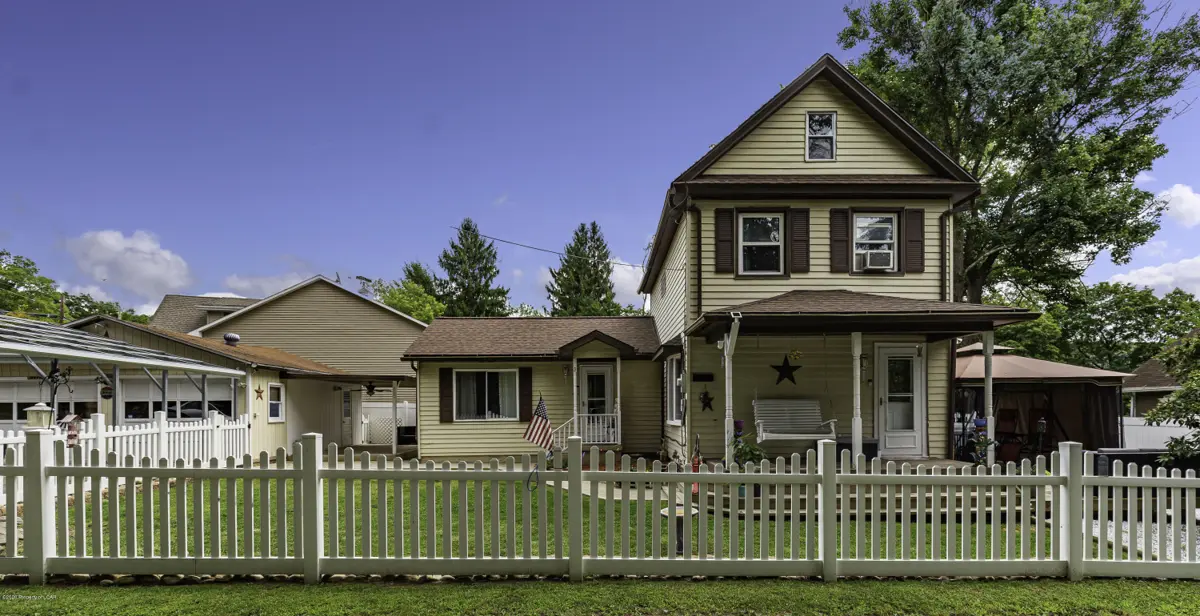 7 Orchard Street, Trucksville in Trucksville