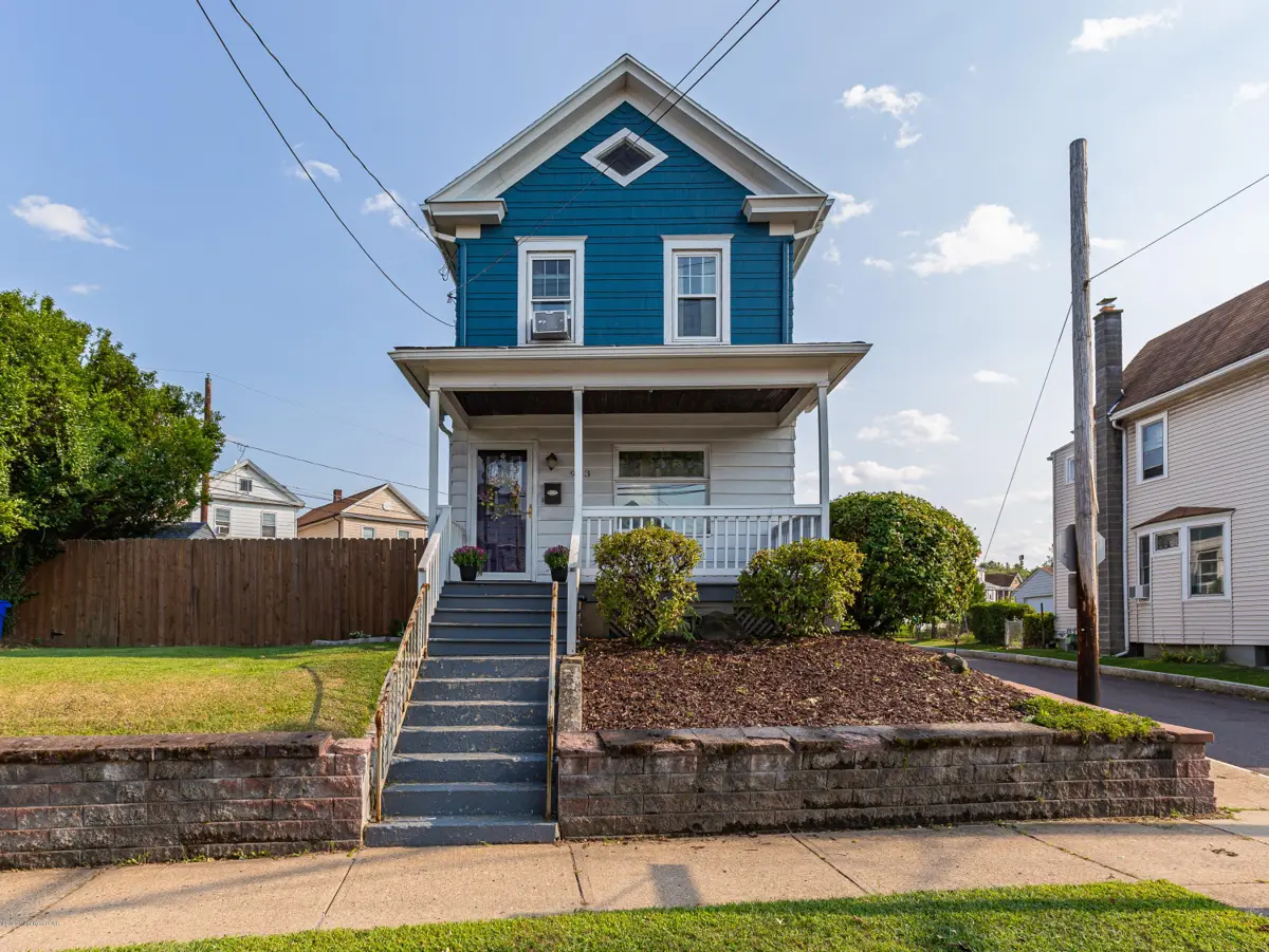 963 Scott Street, Wilkes-Barre in Wilkes-Barre