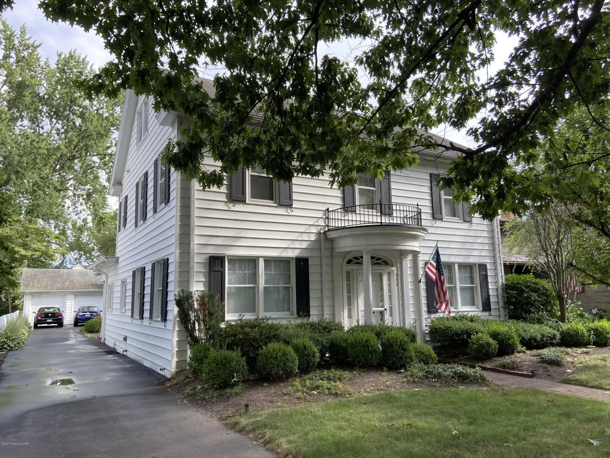 555 Westmoreland Avenue, Kingston in Kingston