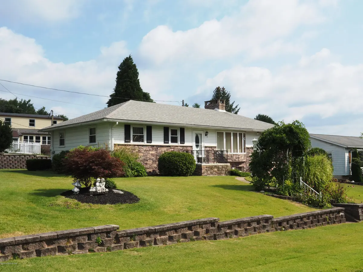 26 Wayne Avenue, Tamaqua in Tamaqua
