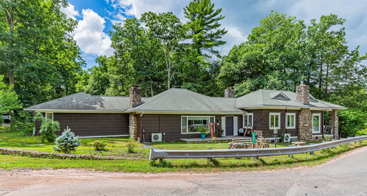 3501 Blytheburn Road, Mountain Top in Mountain Top