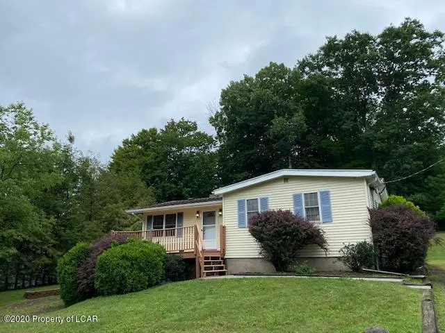 30 Lincoln Street, Harveys Lake in Harveys Lake