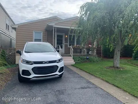 1057 N Locust Street, Hazleton in Hazleton