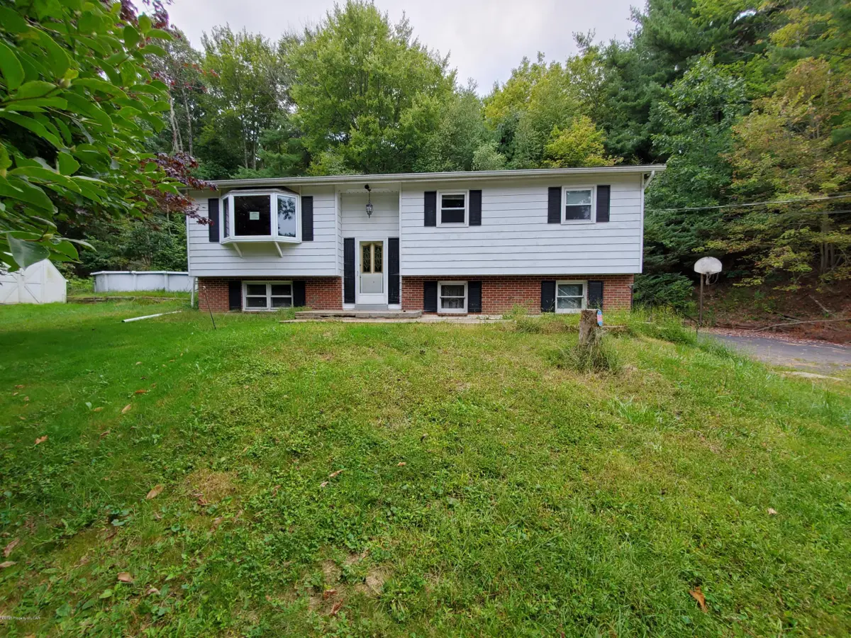 332 Old Tavern Road, Hunlock Creek in Hunlock Creek