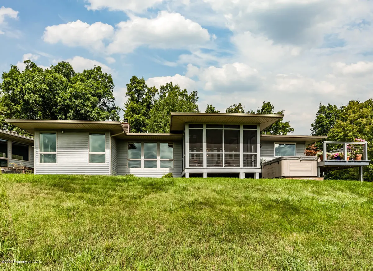 589 Sutton Road, Shavertown in Shavertown