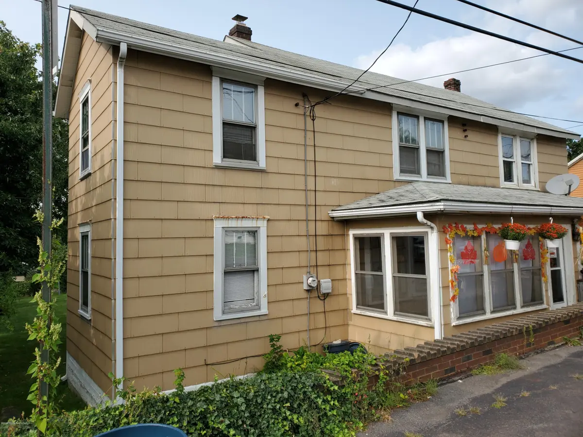 1359 Harwood Road, Harwood in Harwood