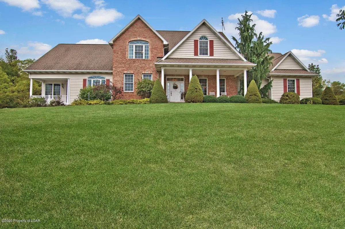 27 Orchard Lane, Scott Township in Scott Township