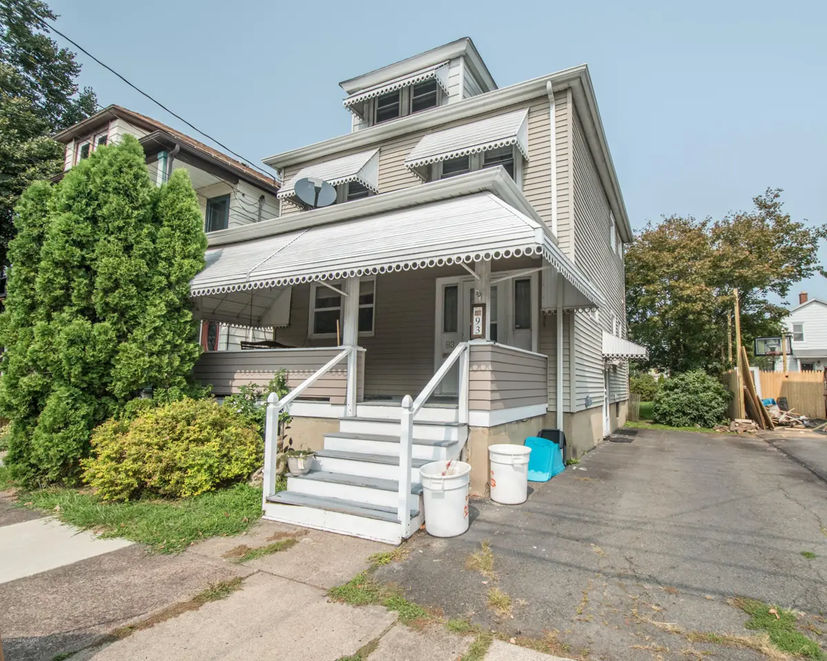 93 Simpson Street, Wilkes-Barre in Wilkes-Barre