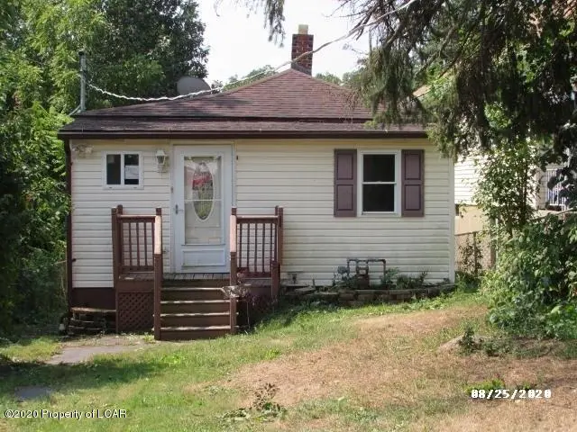 95 Nicholson Street, Wilkes-Barre in Wilkes-Barre