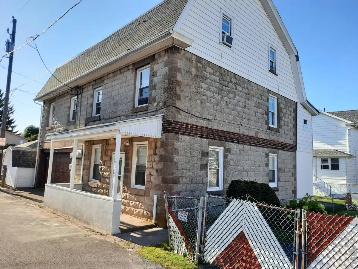 308 W Green Street, West Hazleton in West Hazleton