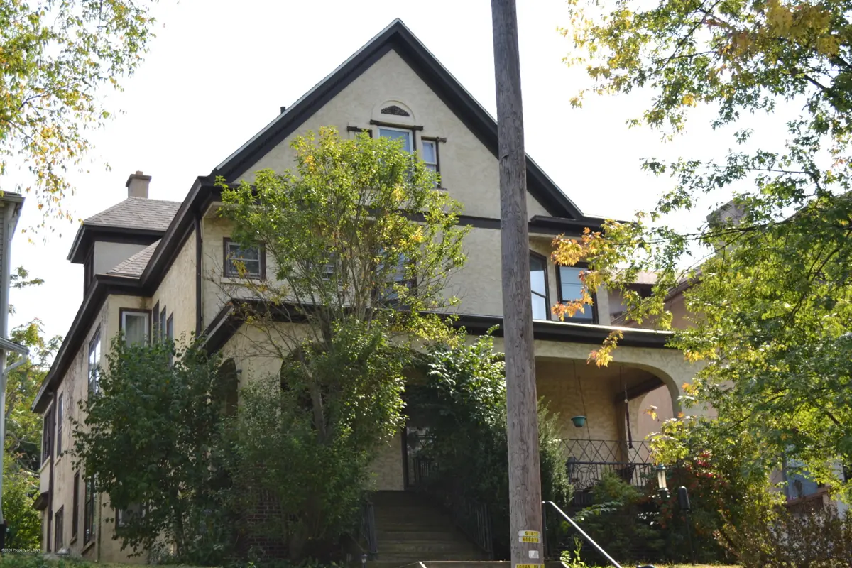 910 Clay Avenue, Scranton in Scranton