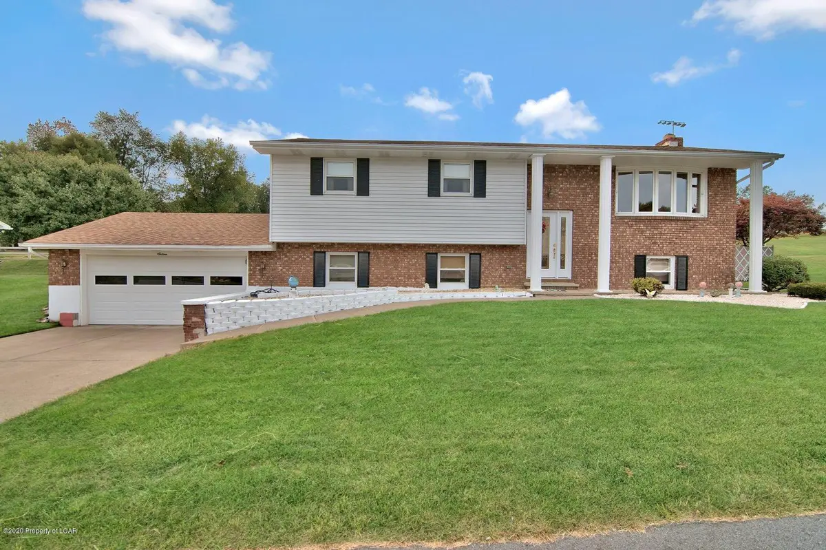 16 W Sunrise Drive, Jenkins Township in Jenkins Township