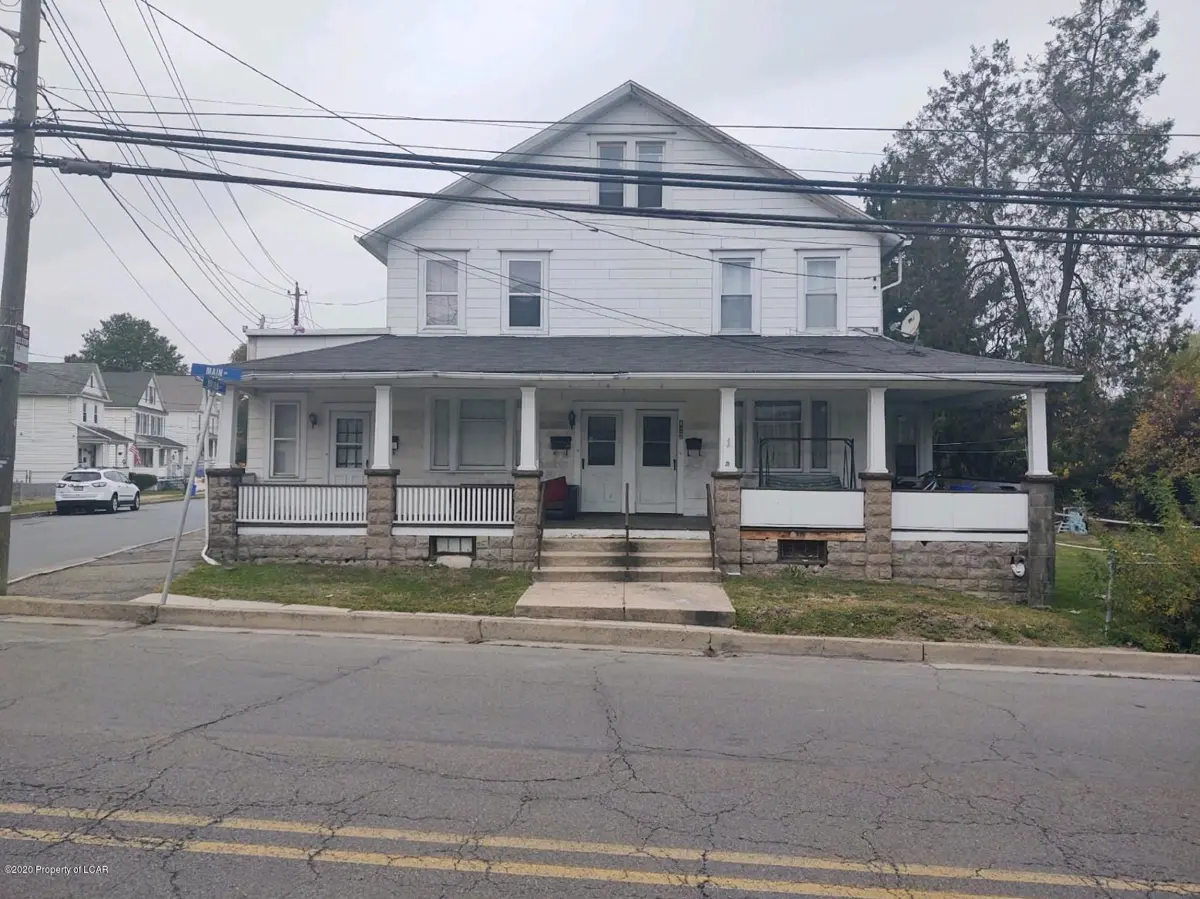 423 MAIN Road, Hanover Township in Hanover Township