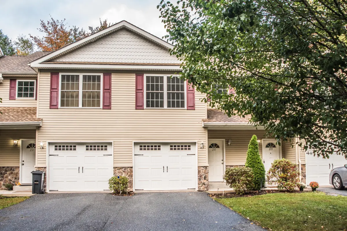 235 W Woodhaven Drive, White Haven in White Haven