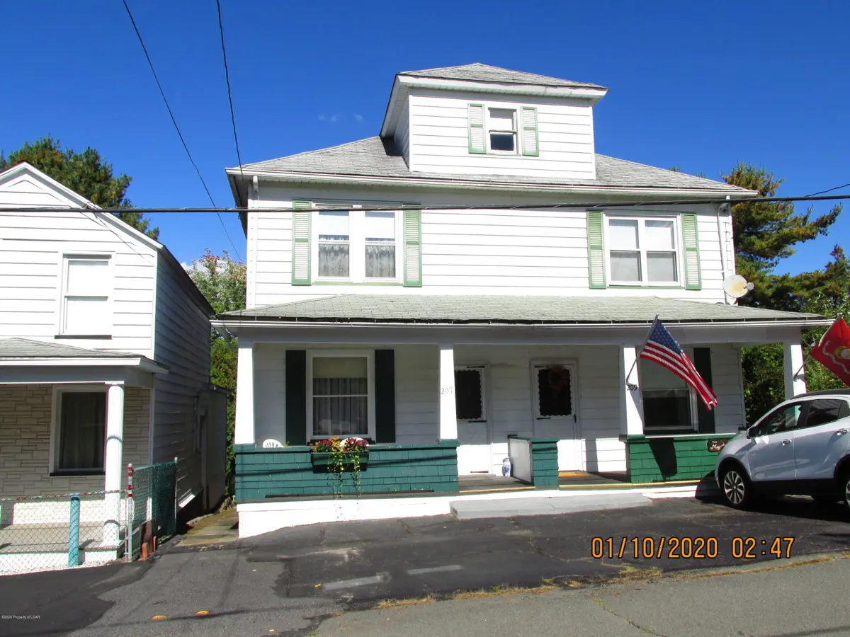 207 Chamberlain Street, Plains in Plains