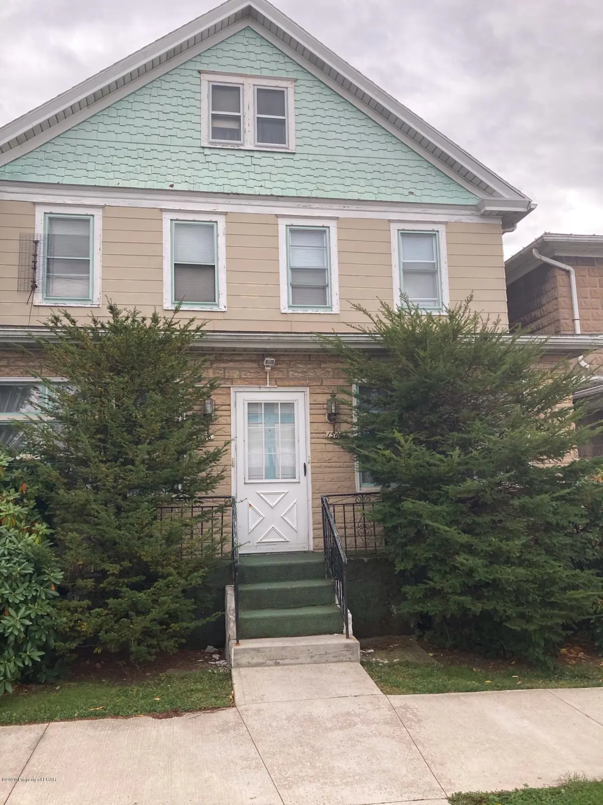 156 W Muir Avenue, Hazleton in Hazleton