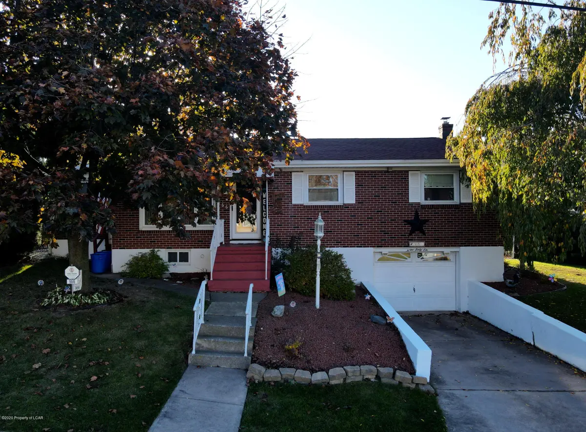 966 Seybert Street, Hazleton in Hazleton