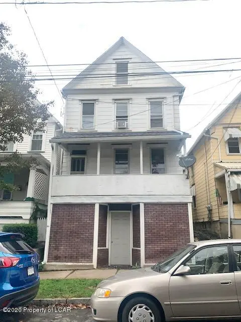 368 N Washington Street, Wilkes-Barre in Wilkes-Barre