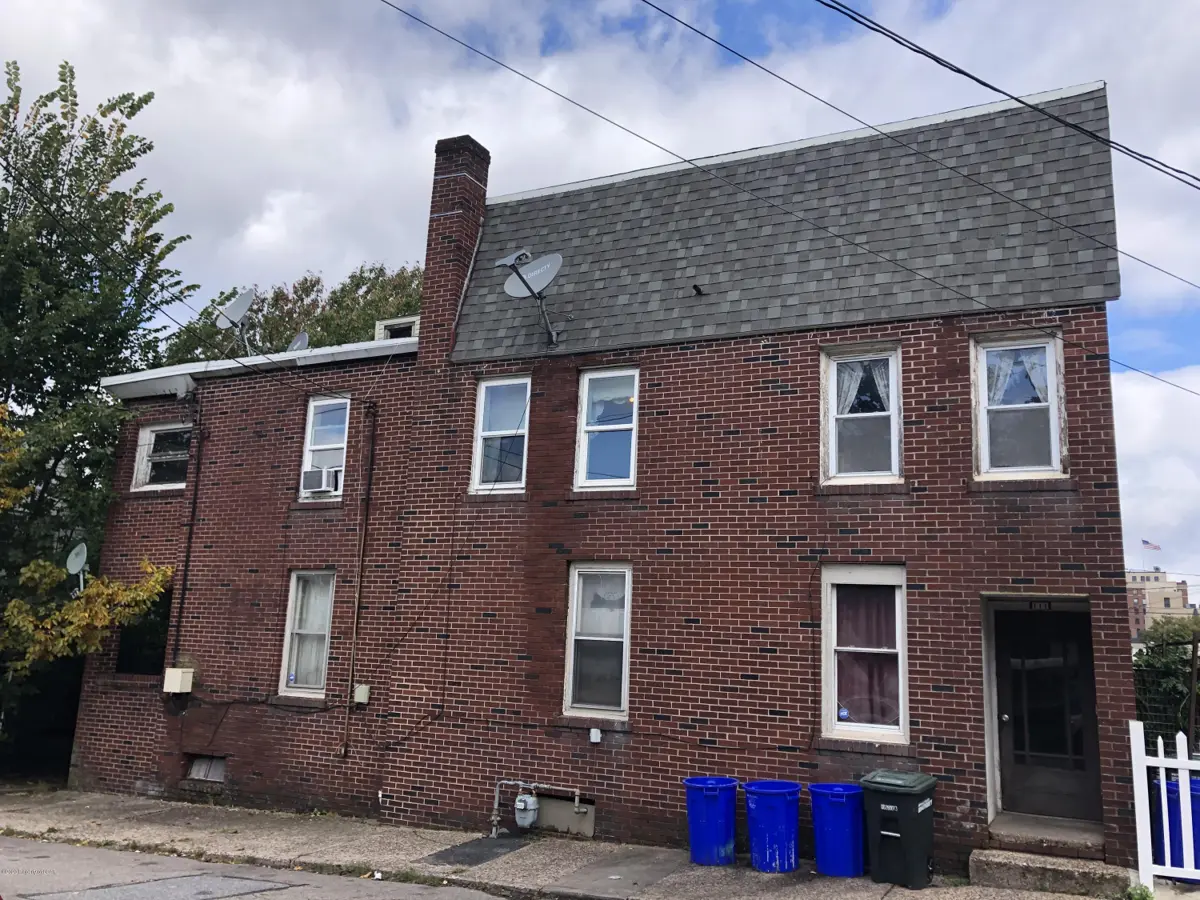 111 W Chapel Street, Hazleton in Hazleton