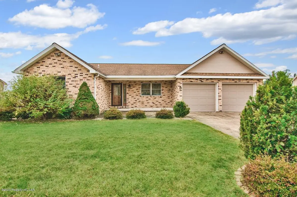 1011 Ledgeview Drive, West Pittston in West Pittston