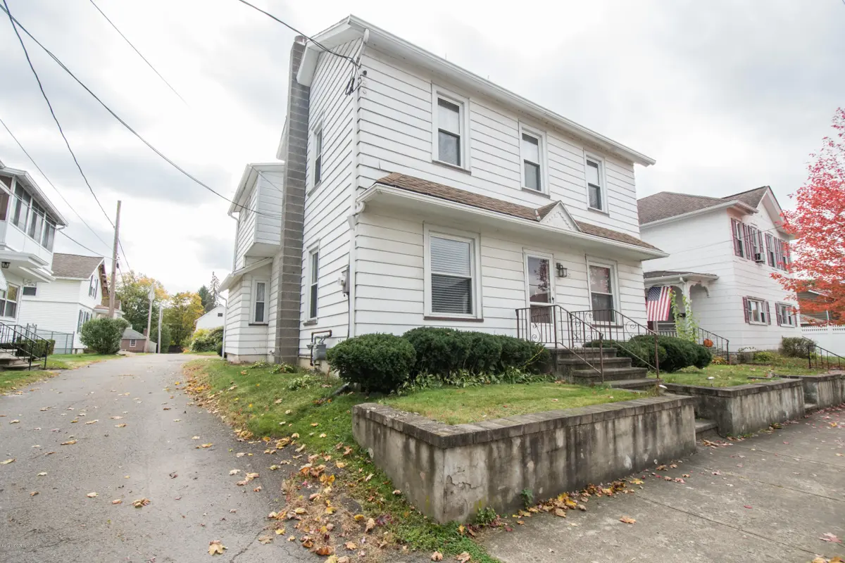 21 Washington Street, West Pittston in West Pittston