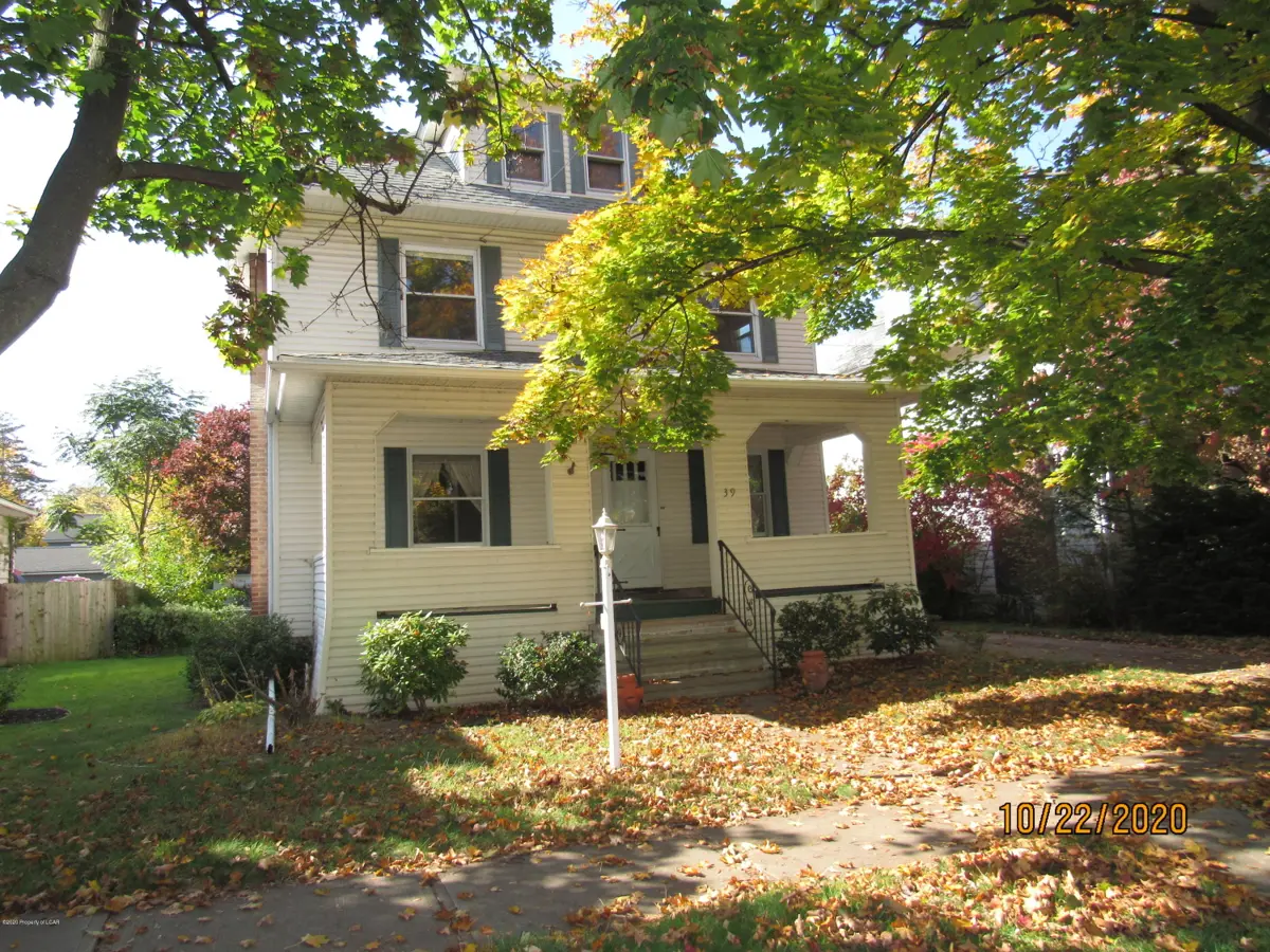 39 E Bennett Street, Kingston in Kingston