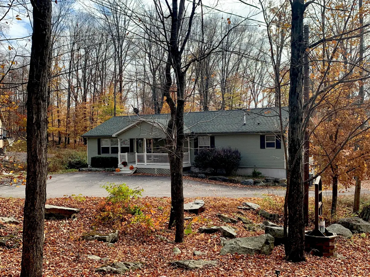 2611 Boulder Court, Lake Ariel in Lake Ariel