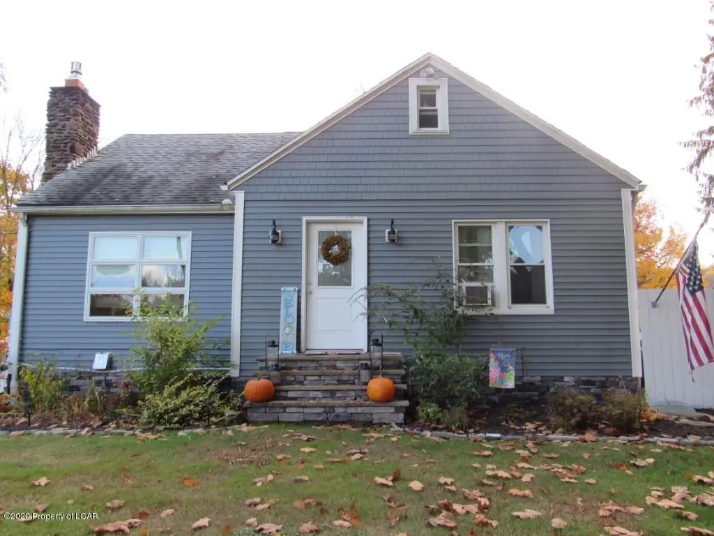 5 School Street, Harveys Lake in Harveys Lake