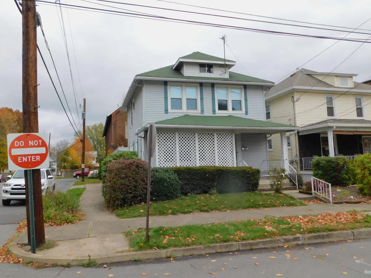 38 Delaware Avenue, West Pittston in West Pittston
