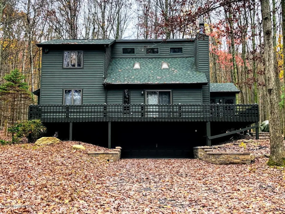 118 Muskegon Circle, Hazle Township in Hazle Township