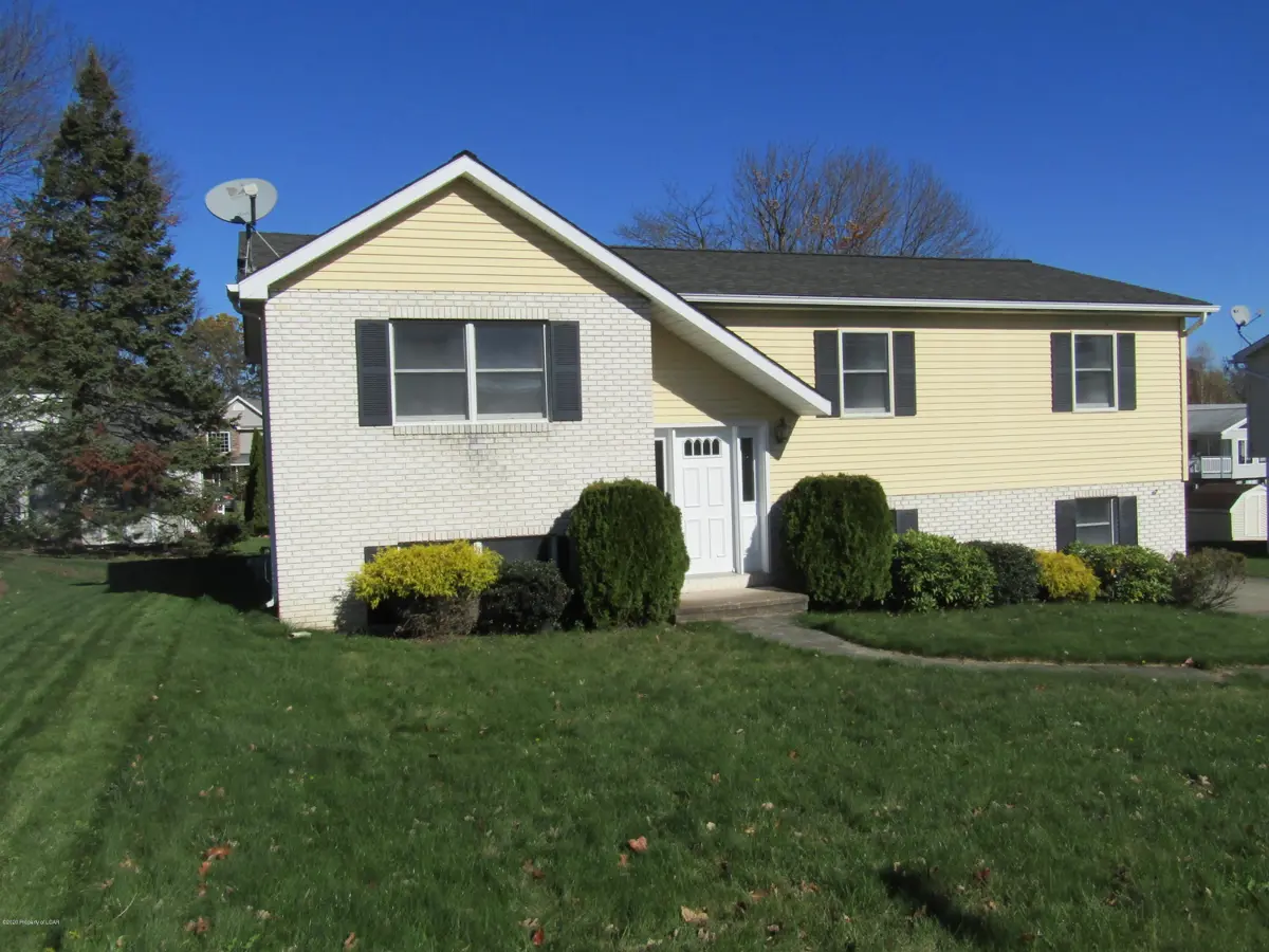 108 Mary Ann Street, Scranton in Scranton
