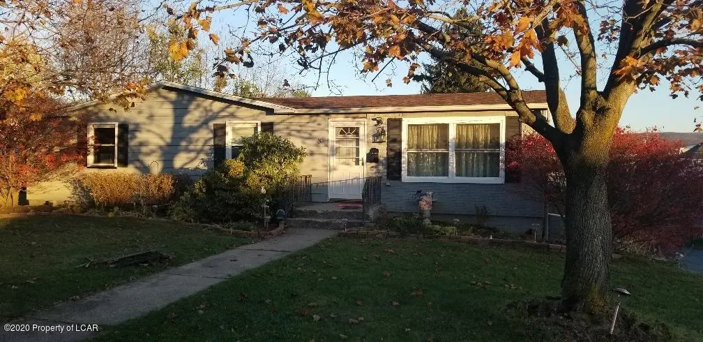 15 Juniper Circle, Plains in Plains