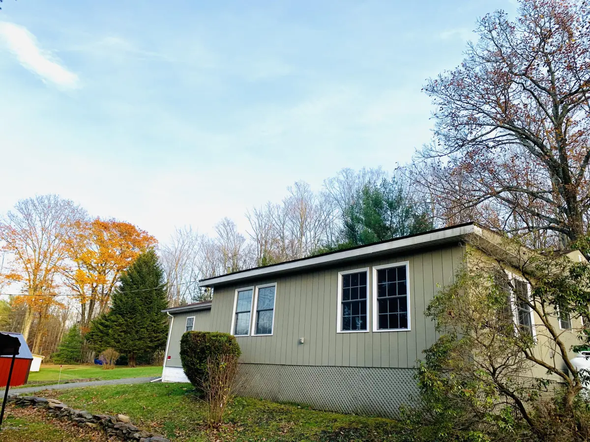 210 West Point Avenue, Harveys Lake in Harveys Lake