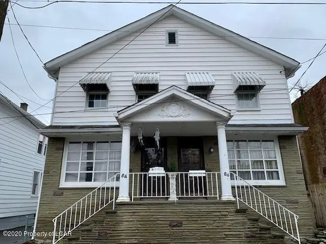 84- 86 Plymouth Street, Edwardsville in Edwardsville