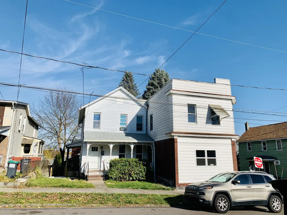 800-802 Luzerne Avenue, West Pittston in West Pittston