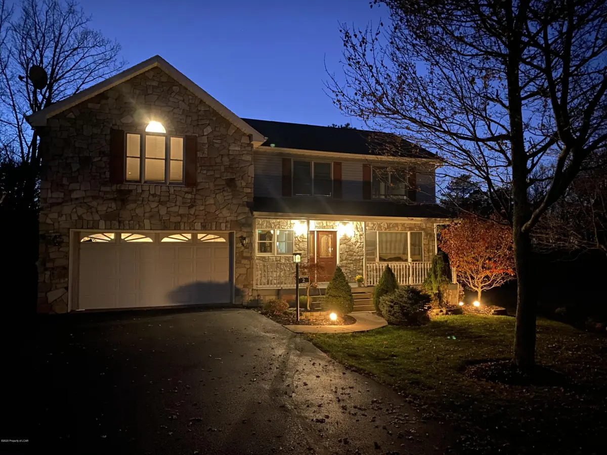 2 Golfwood Drive, Hazleton in Hazleton