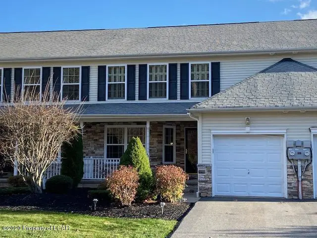 44 N Chestnut Drive, Drums in Drums