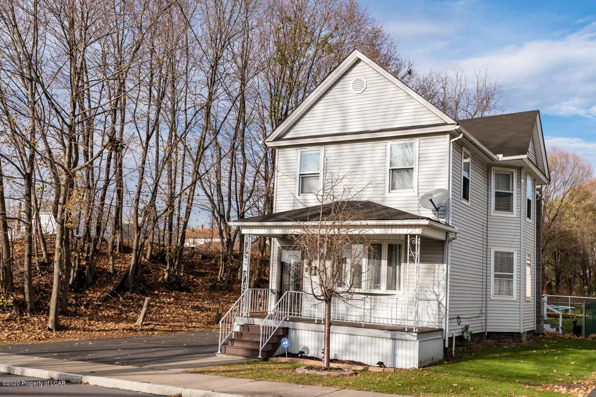 48 W Carey Street, Wilkes-Barre in Wilkes-Barre