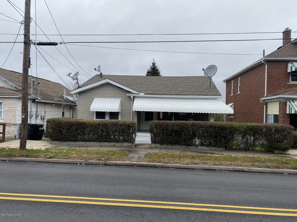 1007 W 15th Street, Hazleton in Hazleton